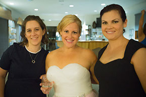 Bride and relatives © Erika's Way Photography