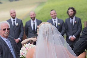 Wedding at Wild Dog Winery: the arrival of the Bride. © Erika's Way Photography